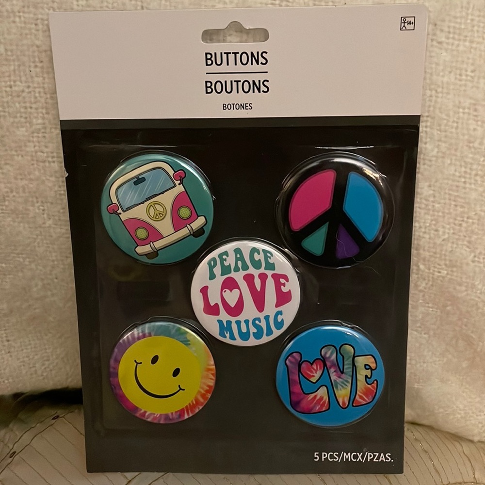Suit Yourself Costume Co Groovy 60’s 5 Piece Buttons.NWT🔺FIRM🔺